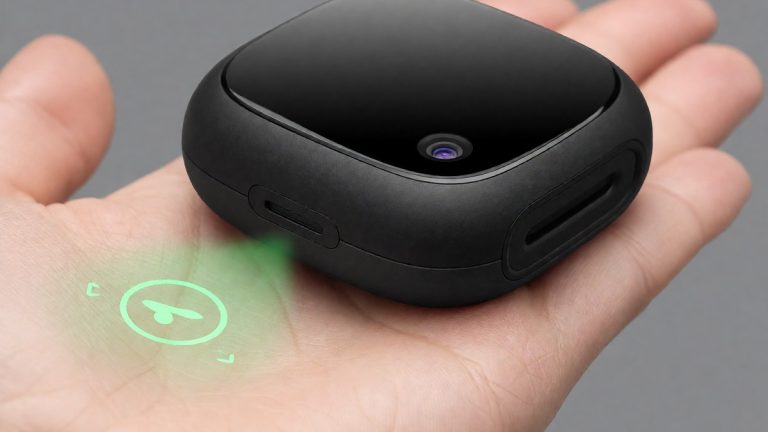 Understanding the AI wearable rivalry