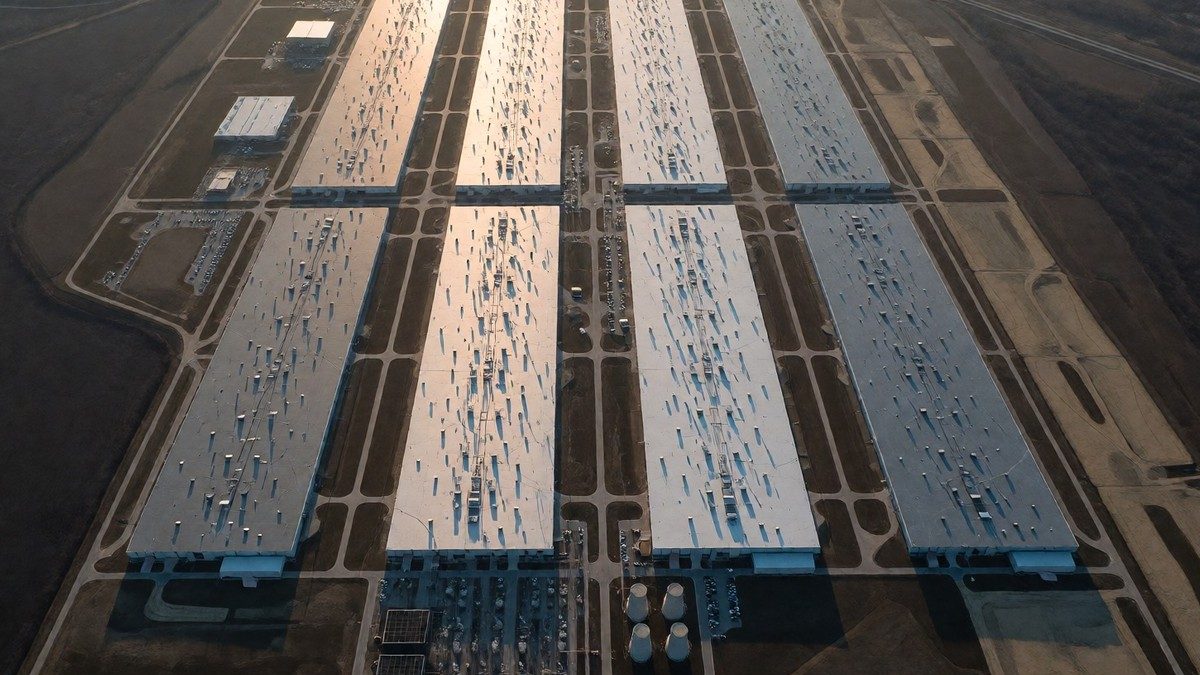 The concentration and capital risks of CoreWeave
