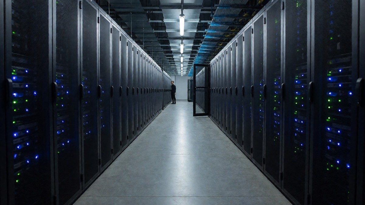 Convergence of vector search and operational data in MongoDB Atlas